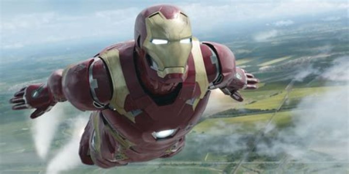16 Superheroes With The Greatest Flight Powers, Ranked