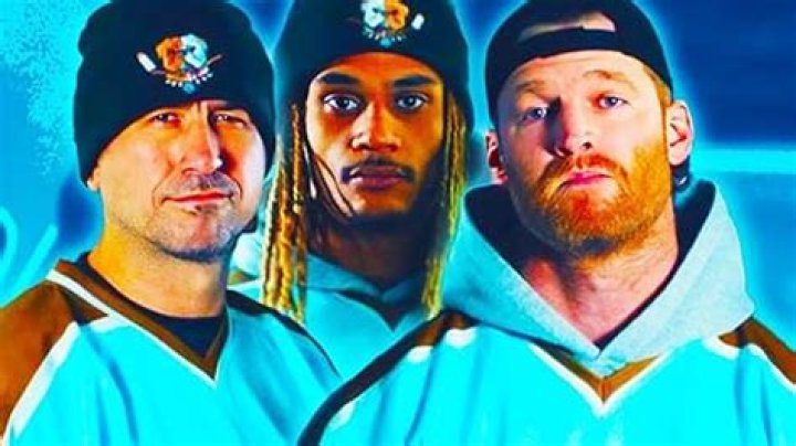 All 11 Real-Life Hockey Players & Media Pundits On Shoresy