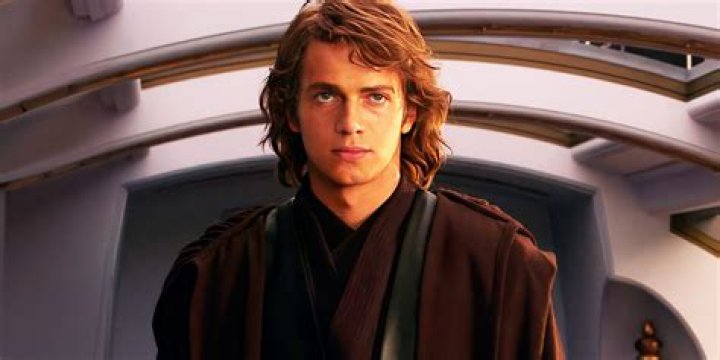 All 8 Times Anakin Fought Count Dooku In Star Wars Canon (& Who Won)