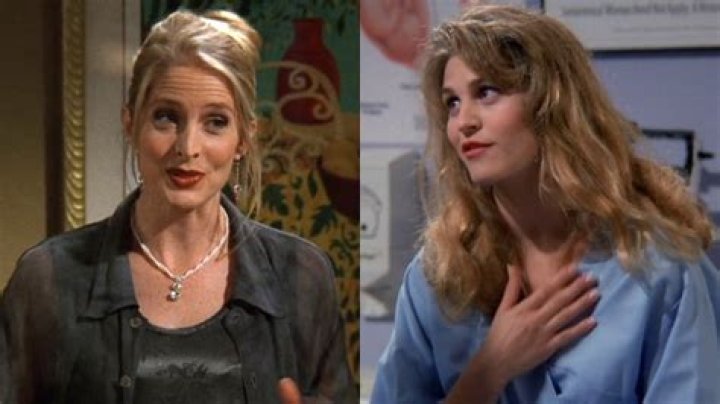 Friends: Why Carol, Ross' Ex-Wife, Was Recast