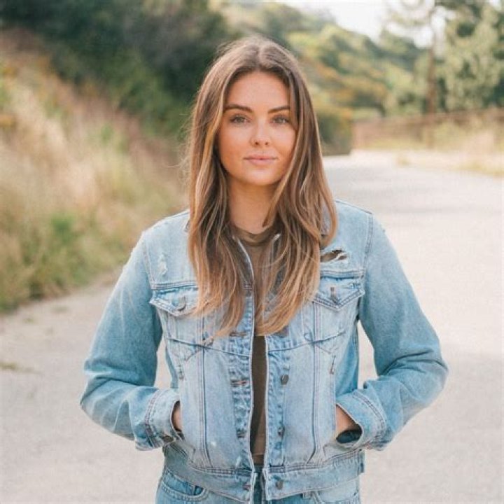 Susie Evans' Age, Instagram, Job, Hometown & More